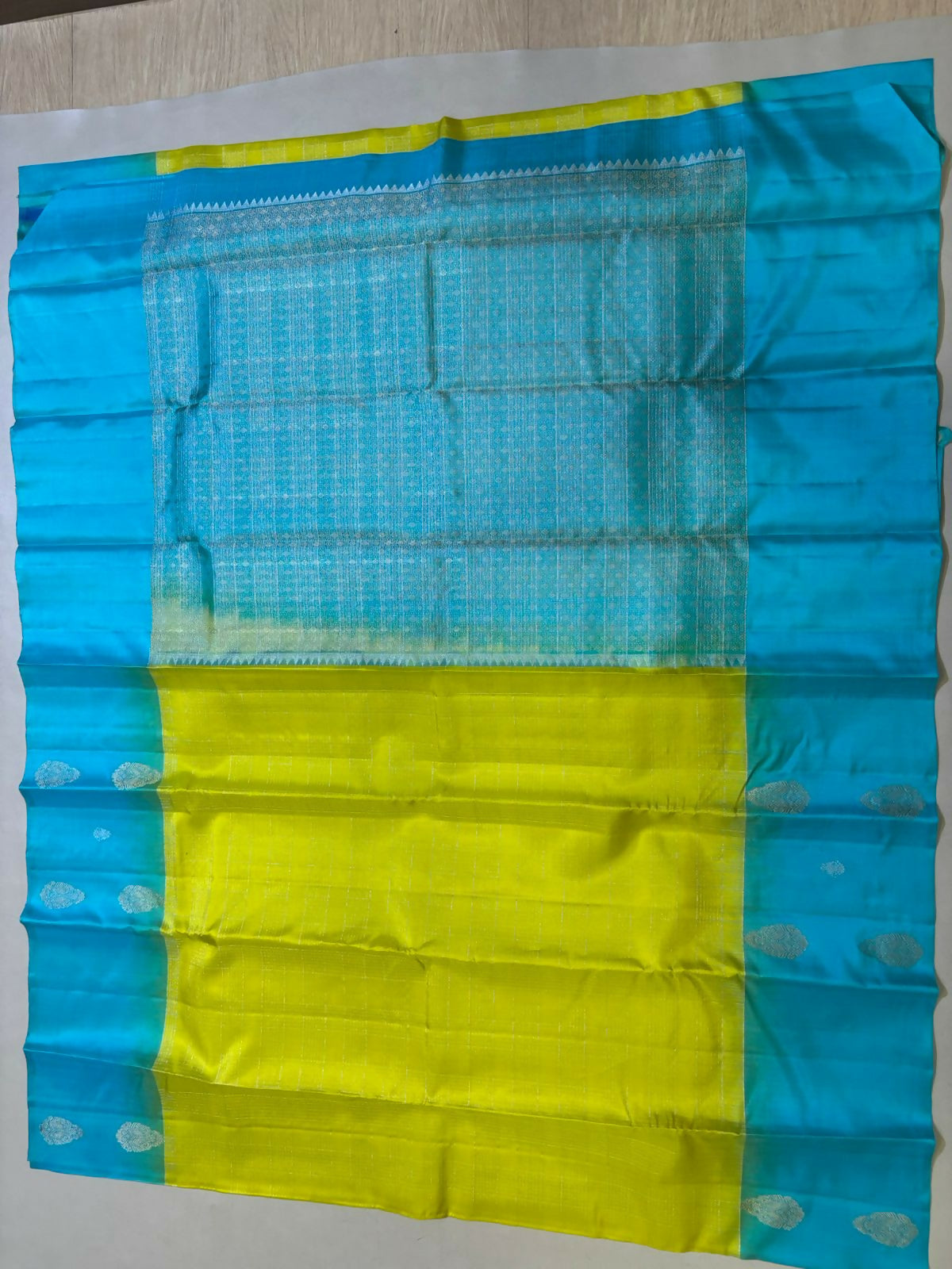 Sindhu handloom softsilk saree - Pure silk saree