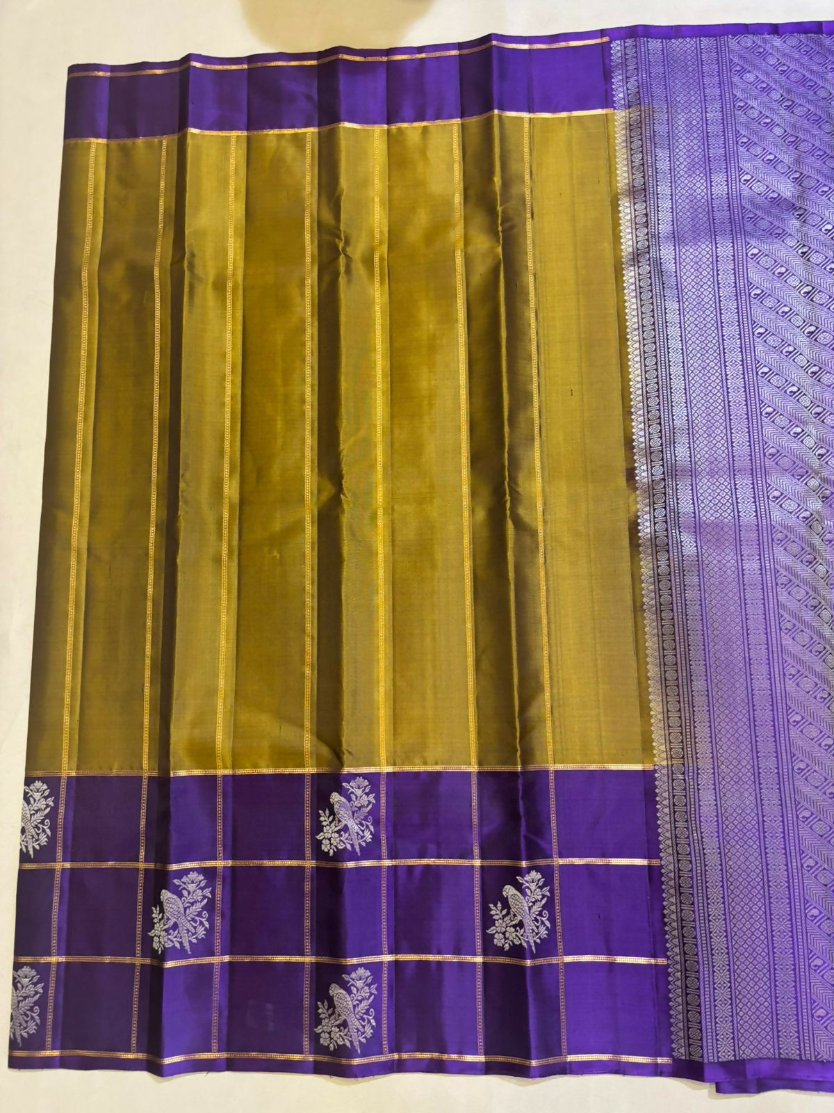 Nirva hnadloom softsilk saree - Pure silk saree