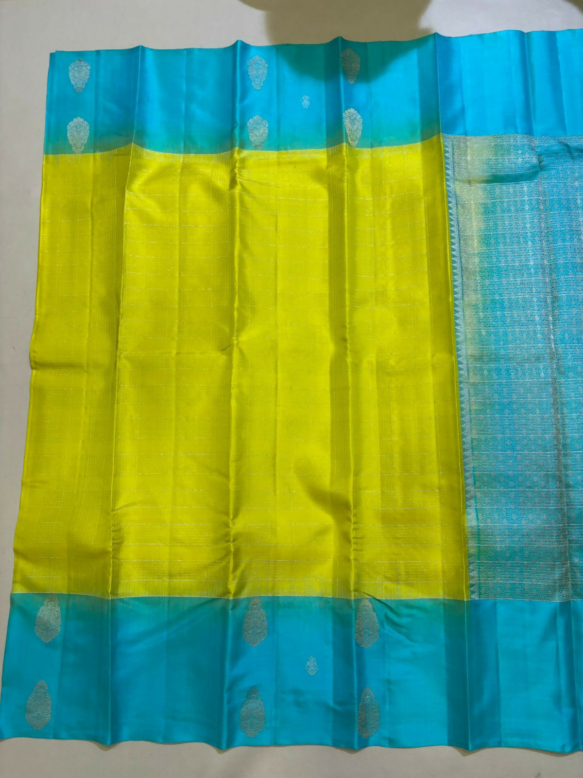 Sindhu handloom softsilk saree - Pure silk saree