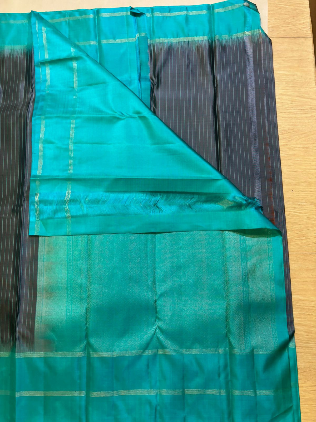 Ovi handloom softsilk saree - Pure silk saree