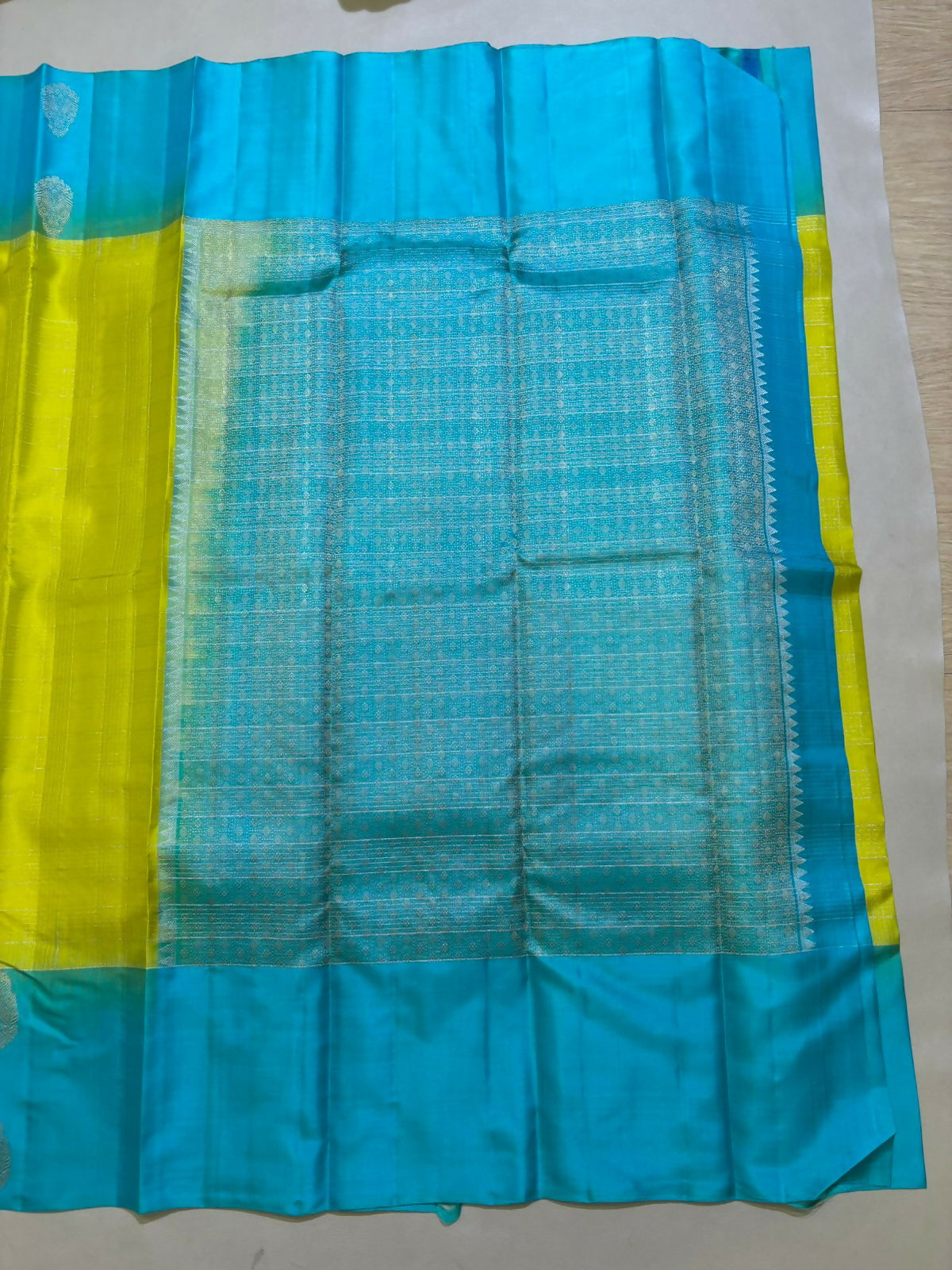 Sindhu handloom softsilk saree - Pure silk saree