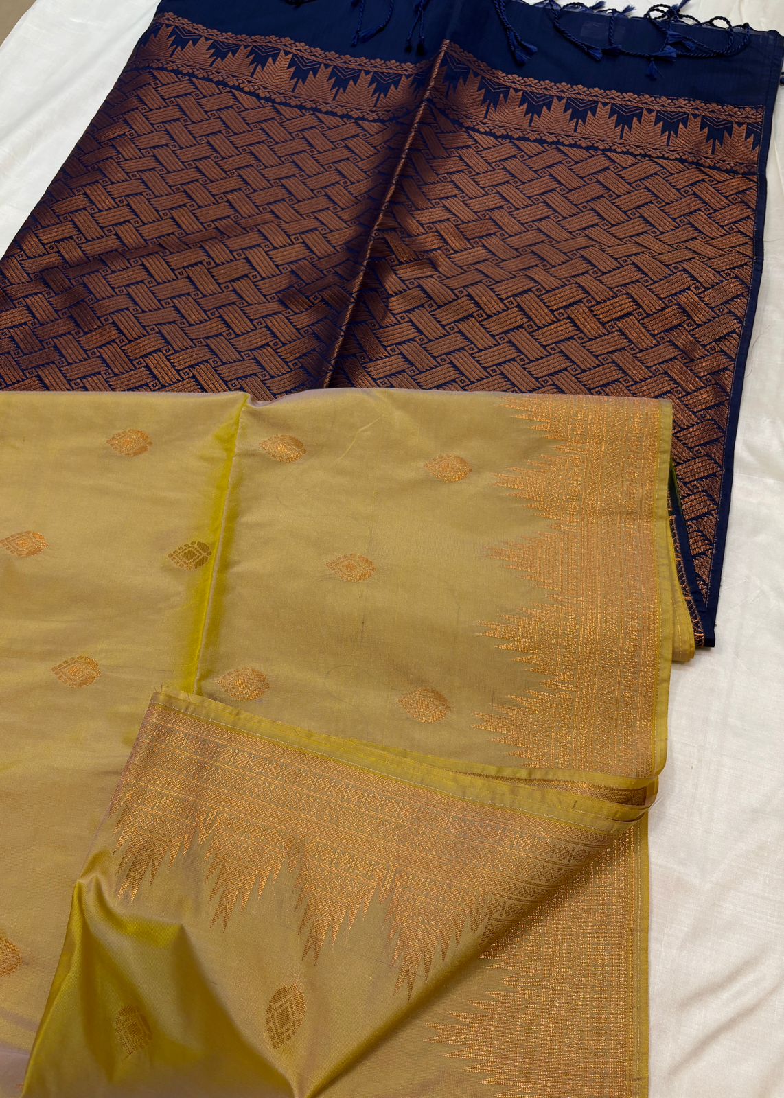 Temple Turning Border - Semi Silk
