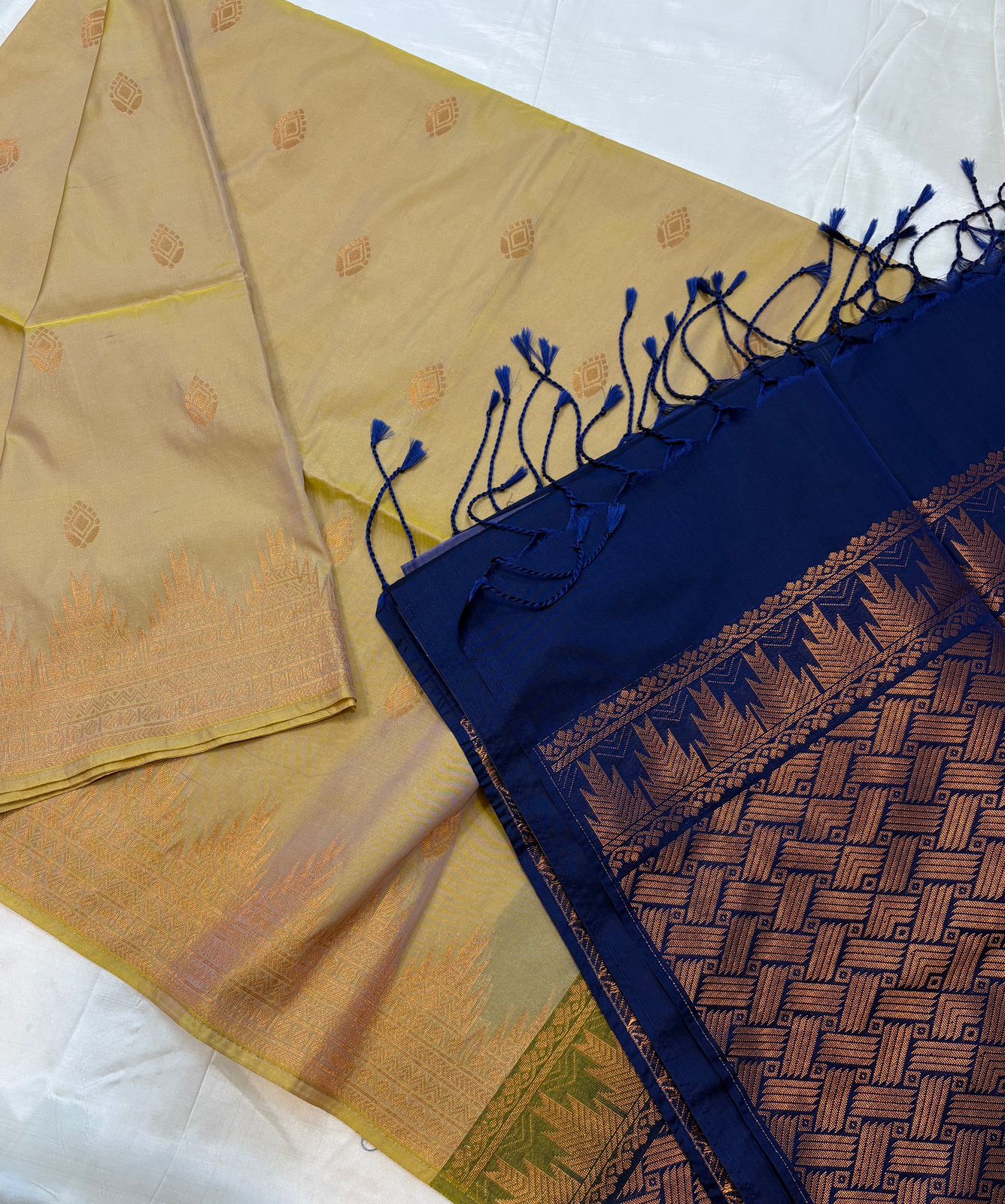 Temple Turning Border - Semi Silk