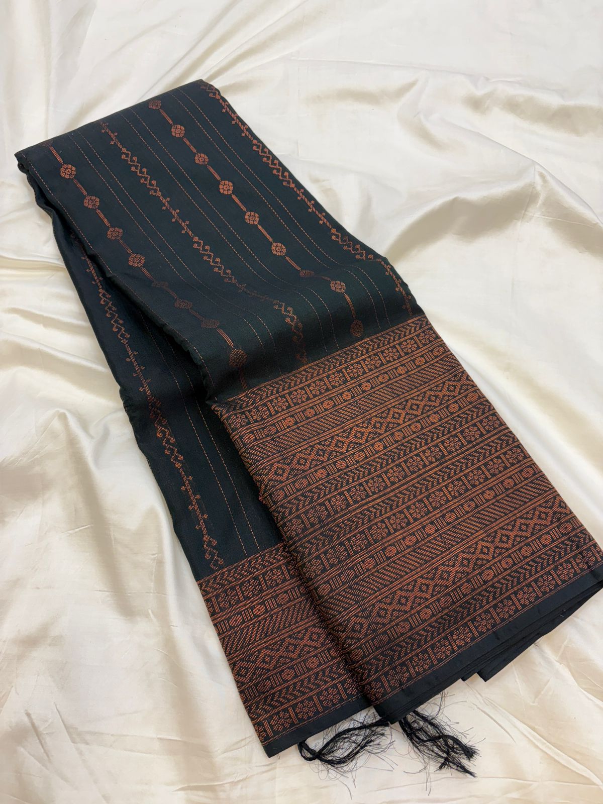 Arani - Semi Silk