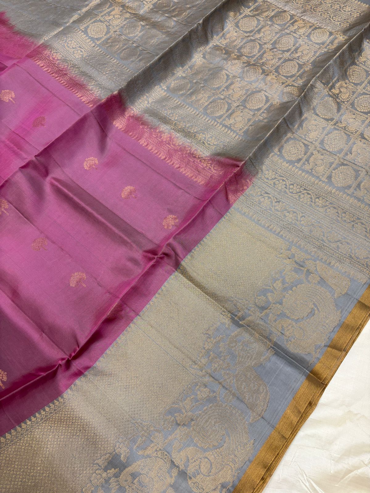Mayil Turning - Handloom softsilk saree