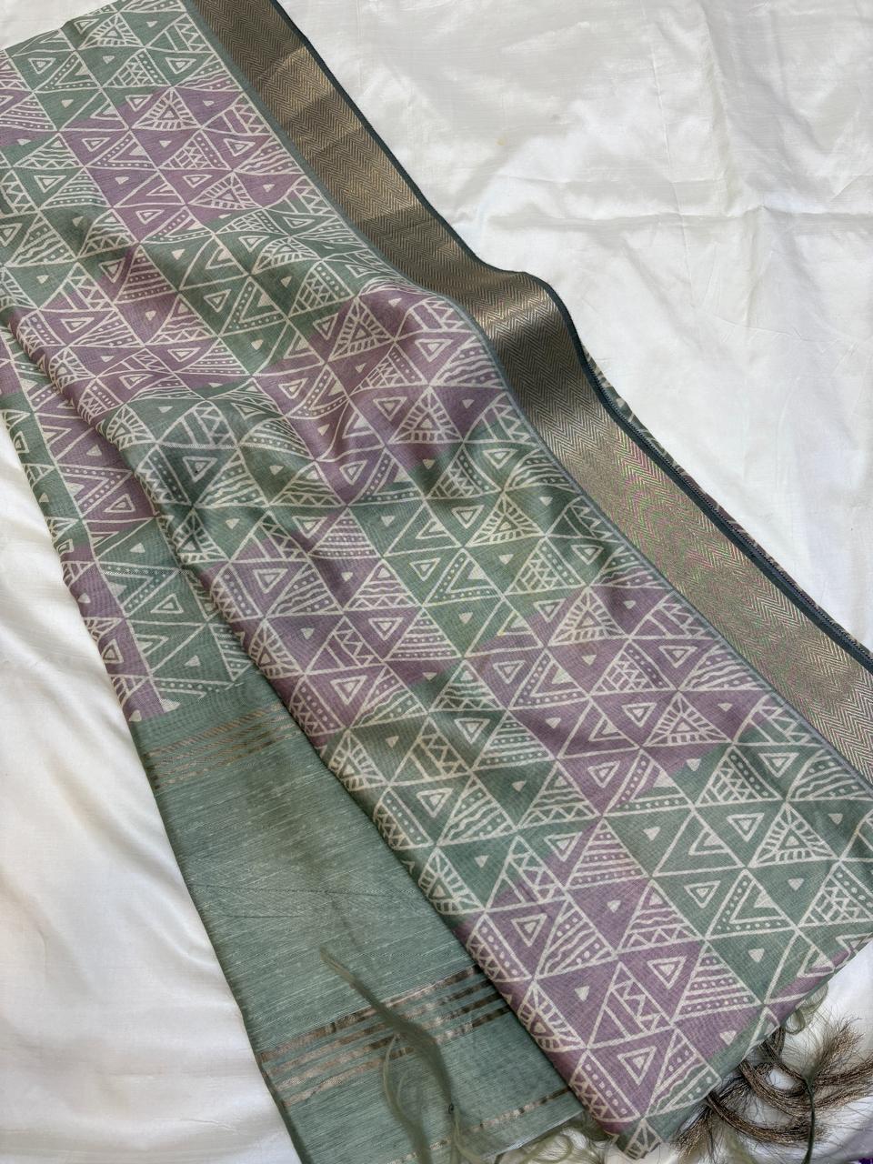 Semi Tussar