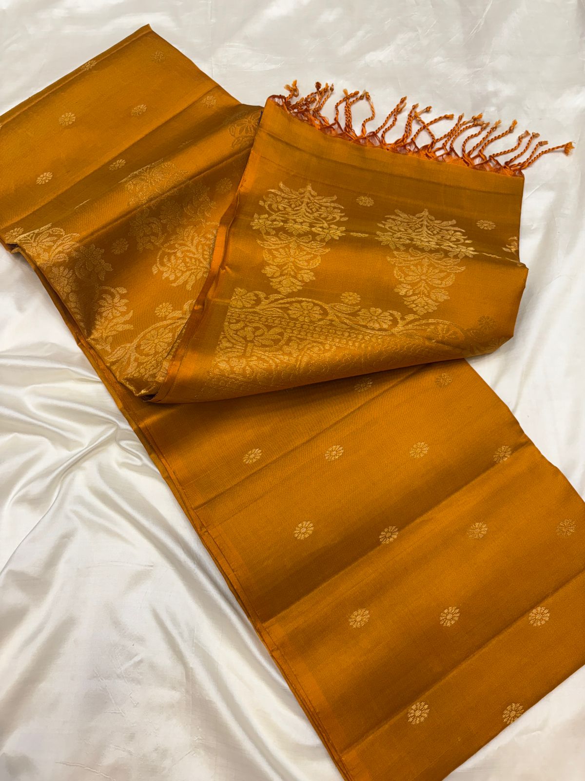 Muththu Soft Silk - Handloom softsilk saree