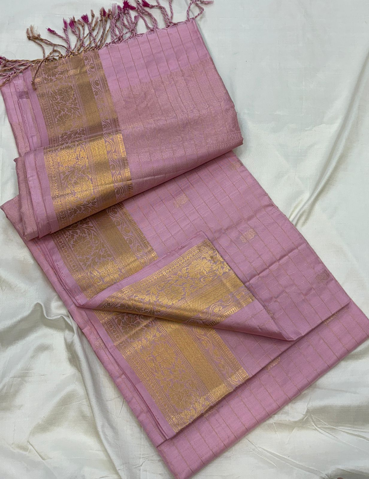 Kanakavalli Checks - Soft Silk- Handloom softsilk saree