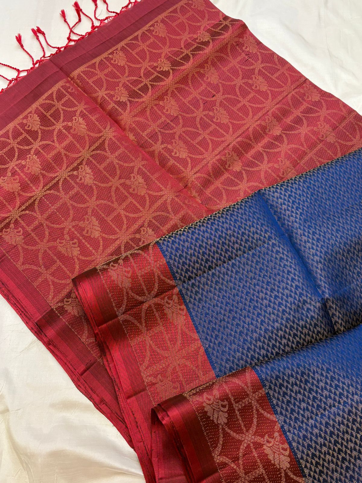 Yazhini Soft Silk saree - Pure silk saree