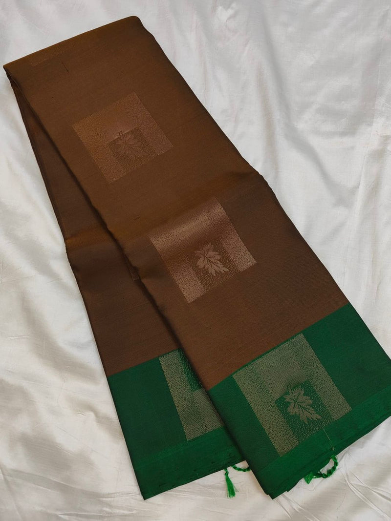 Soft Silk - Contrast borders