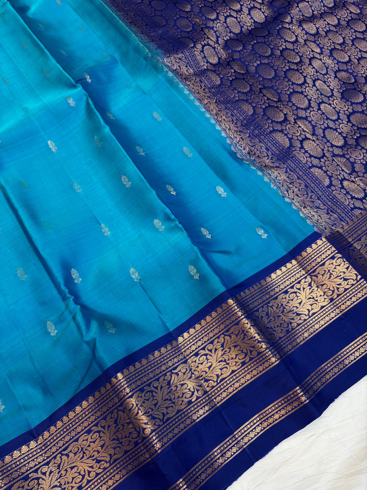 Kanchi border Soft Silk