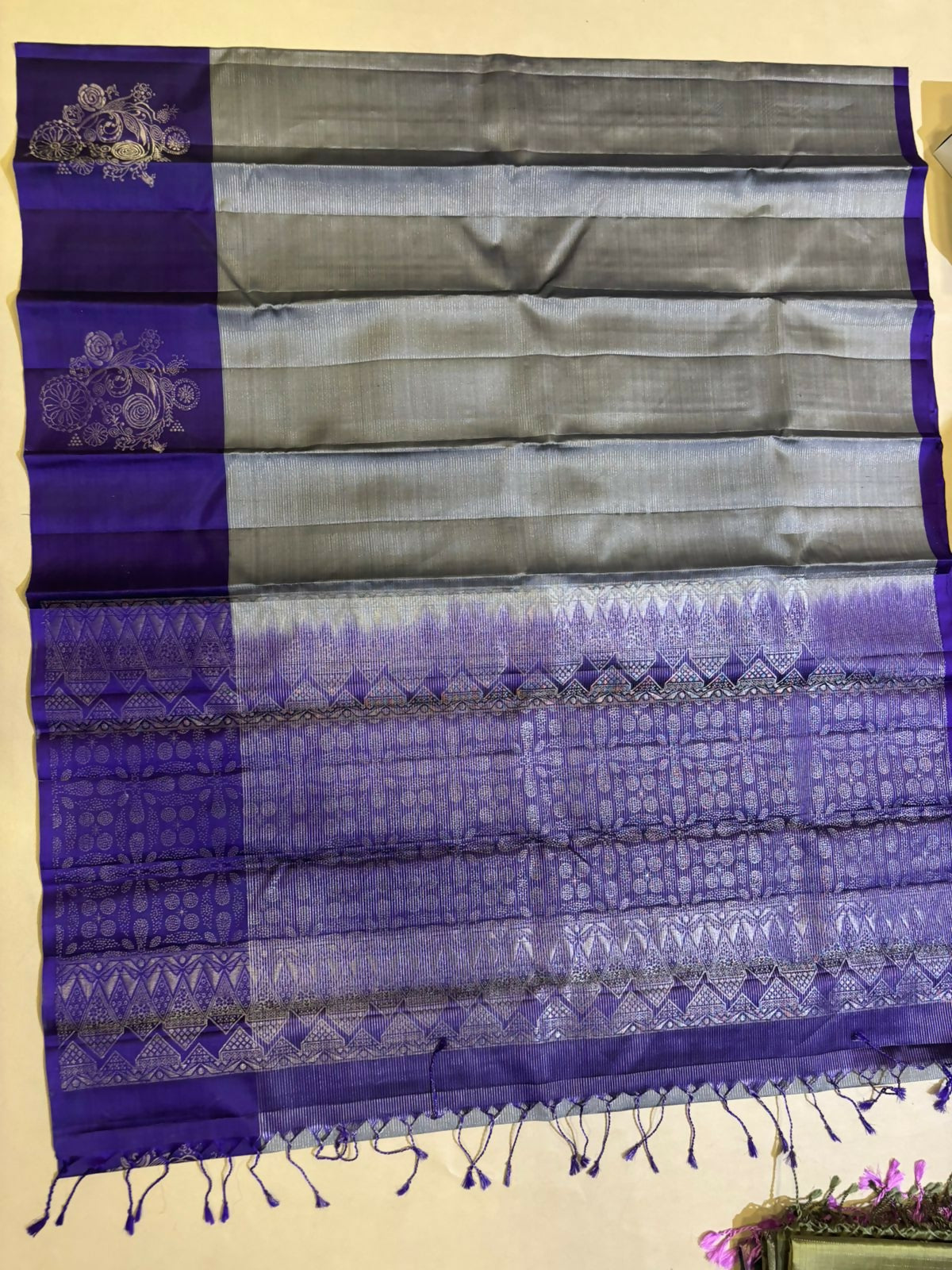 Karmugi handloom softsilk saree - Pure silk saree