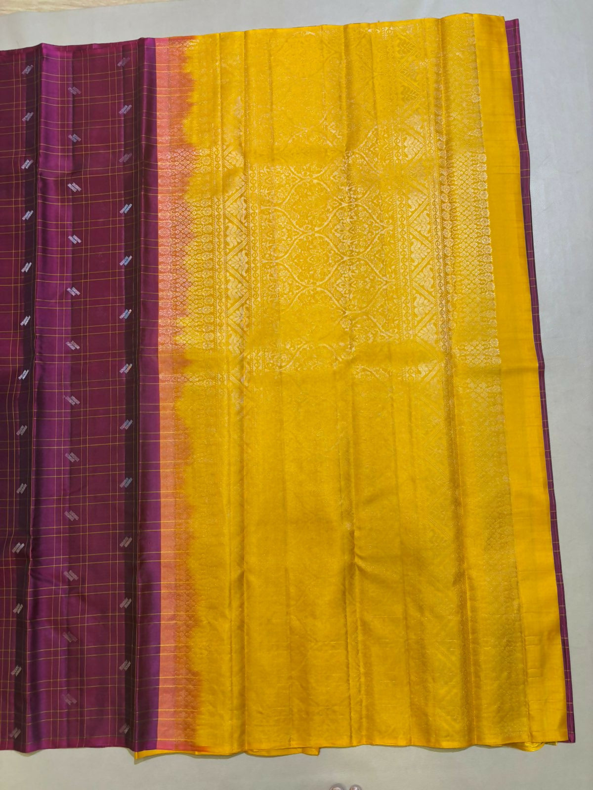 Paarvai handloom softsilk saree - Pure silk saree-AK1107