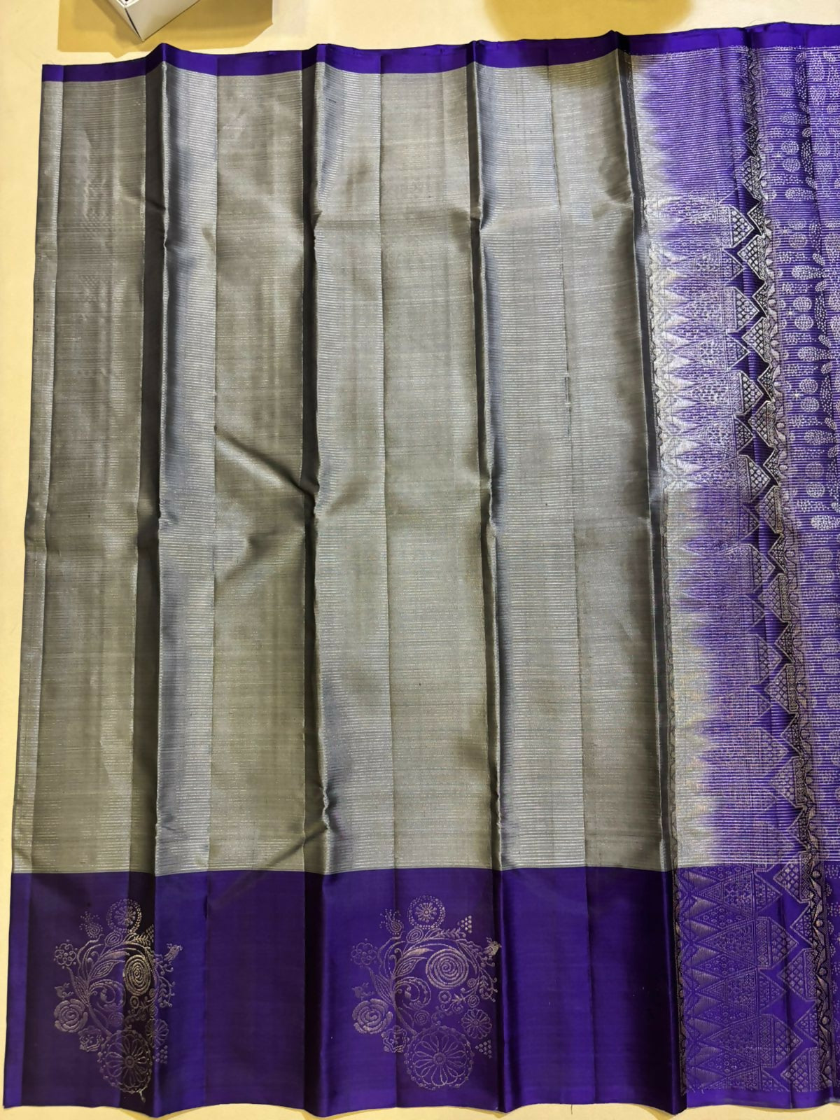 Karmugi handloom softsilk saree - Pure silk saree