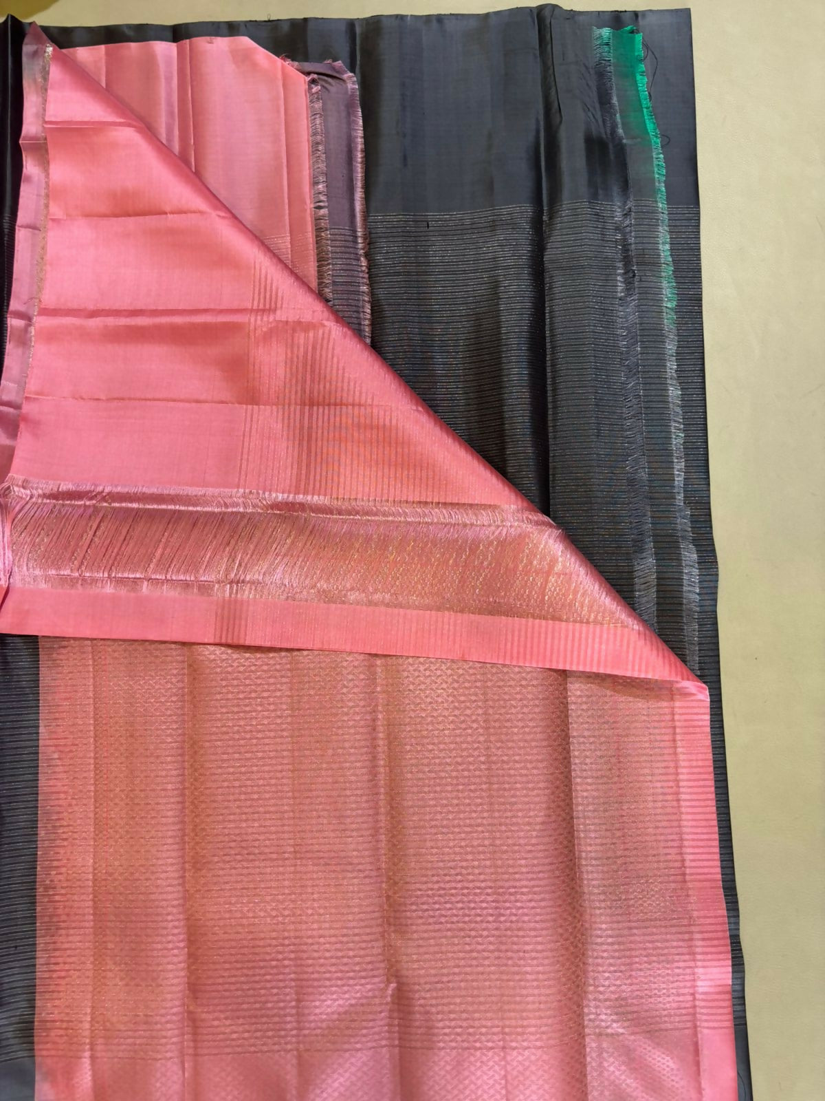Vynaa handloom softsilk saree - Pure silk saree