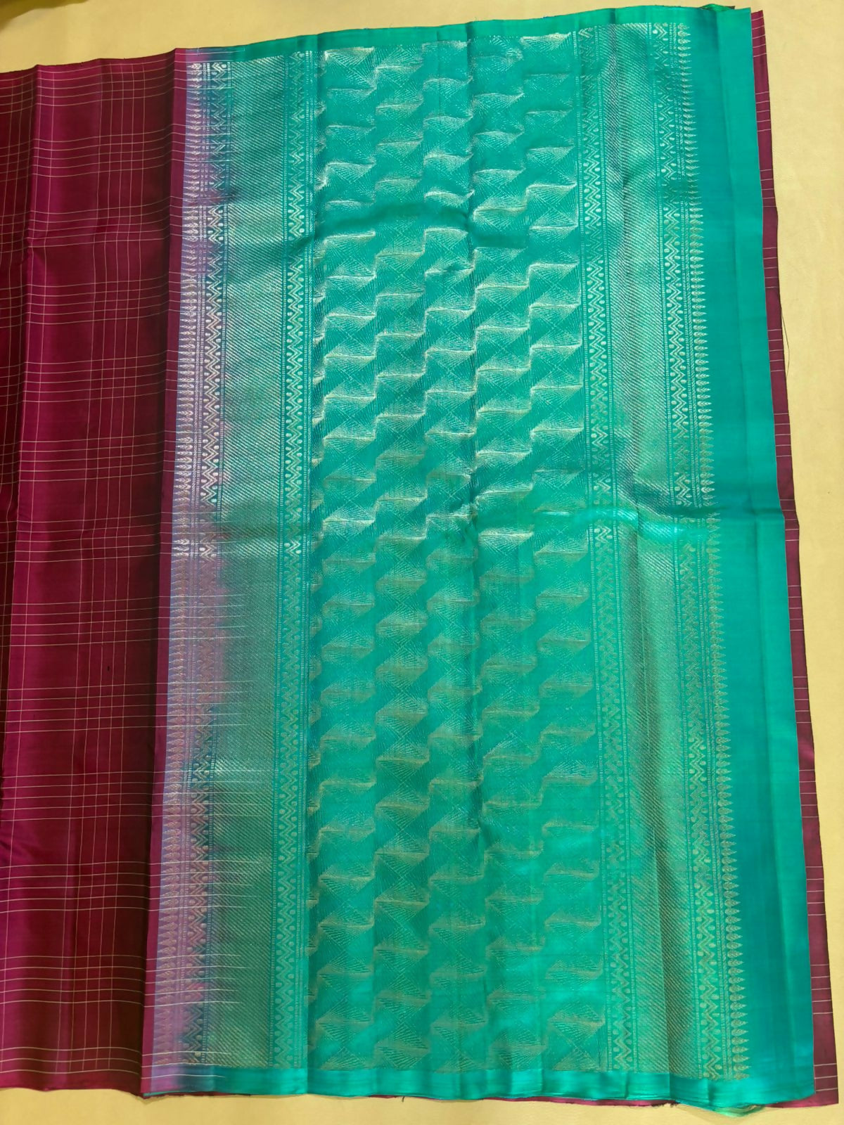Minnera handloom softsilk saree - Pure silk saree