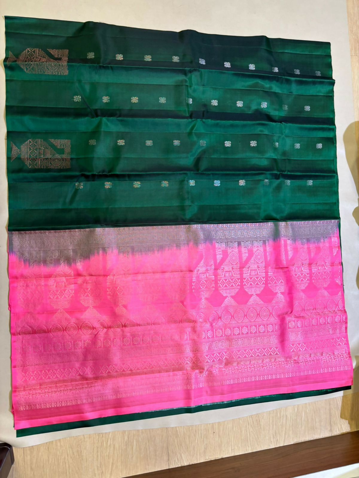 Vaeru softsilk saree - Handloom softsilk saree