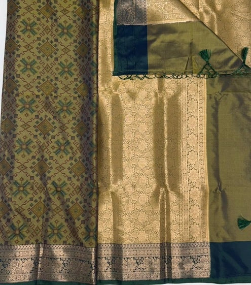 Mann art silk saree - cow dung green color body ,pallu , blouse.