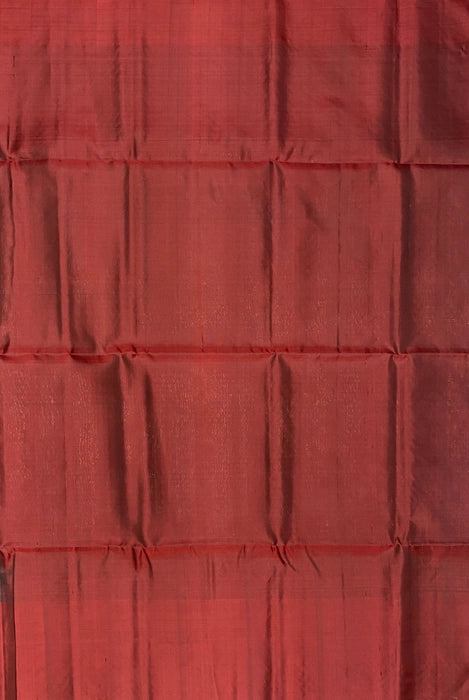 Aavani peacock green color body & maroon color pallu , blouse pure silk saree