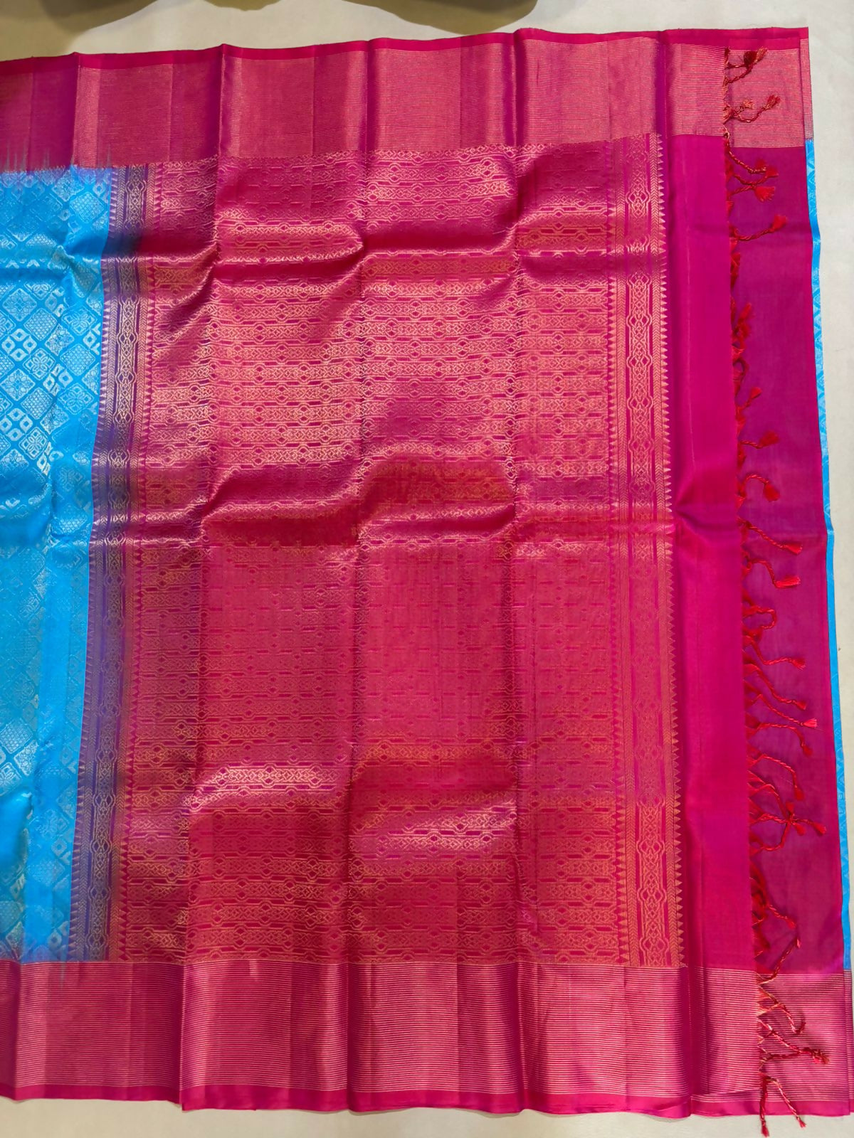 Reyna handloom softsilk saree - Pure silk saree