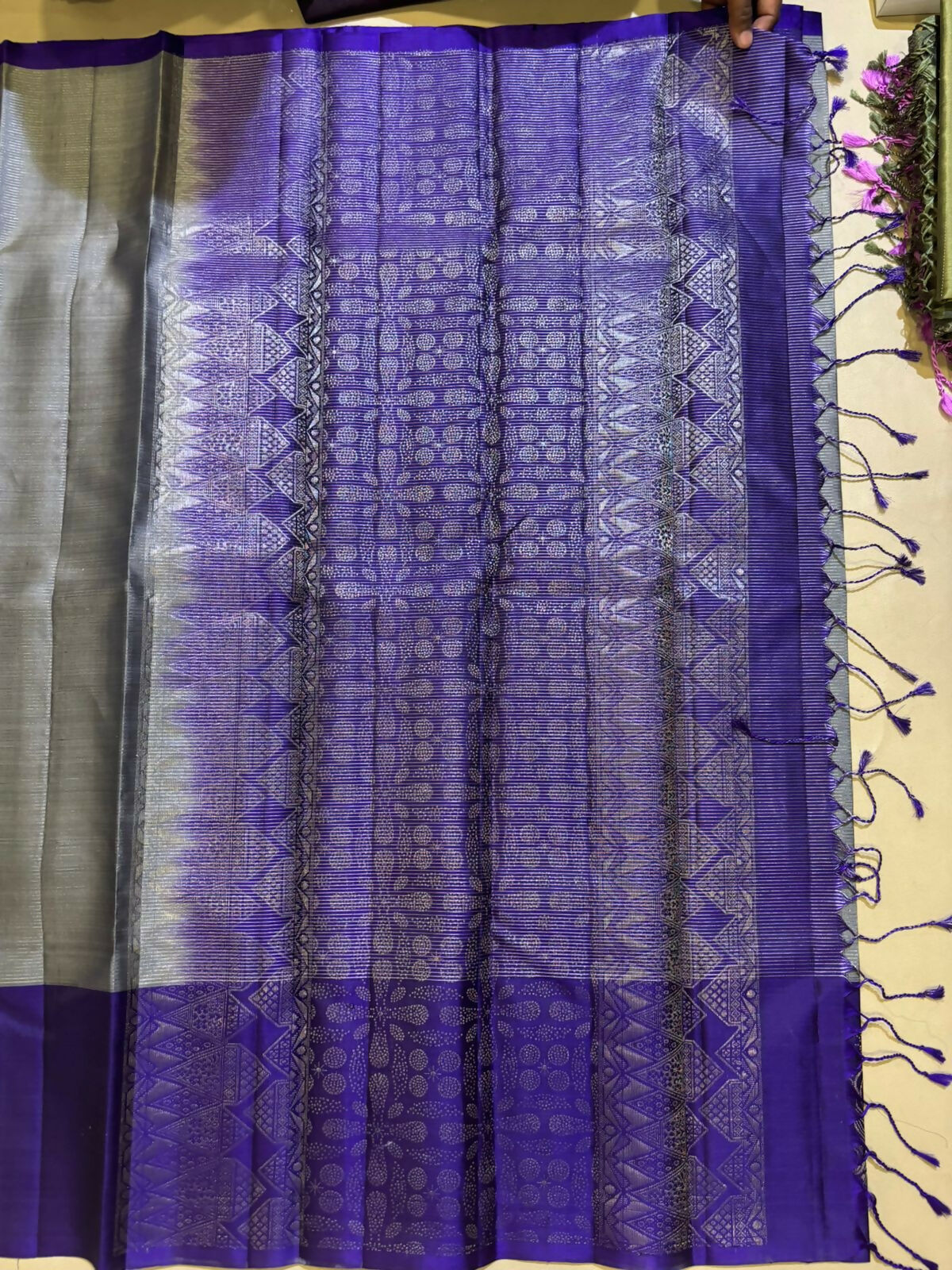 Karmugi handloom softsilk saree - Pure silk saree