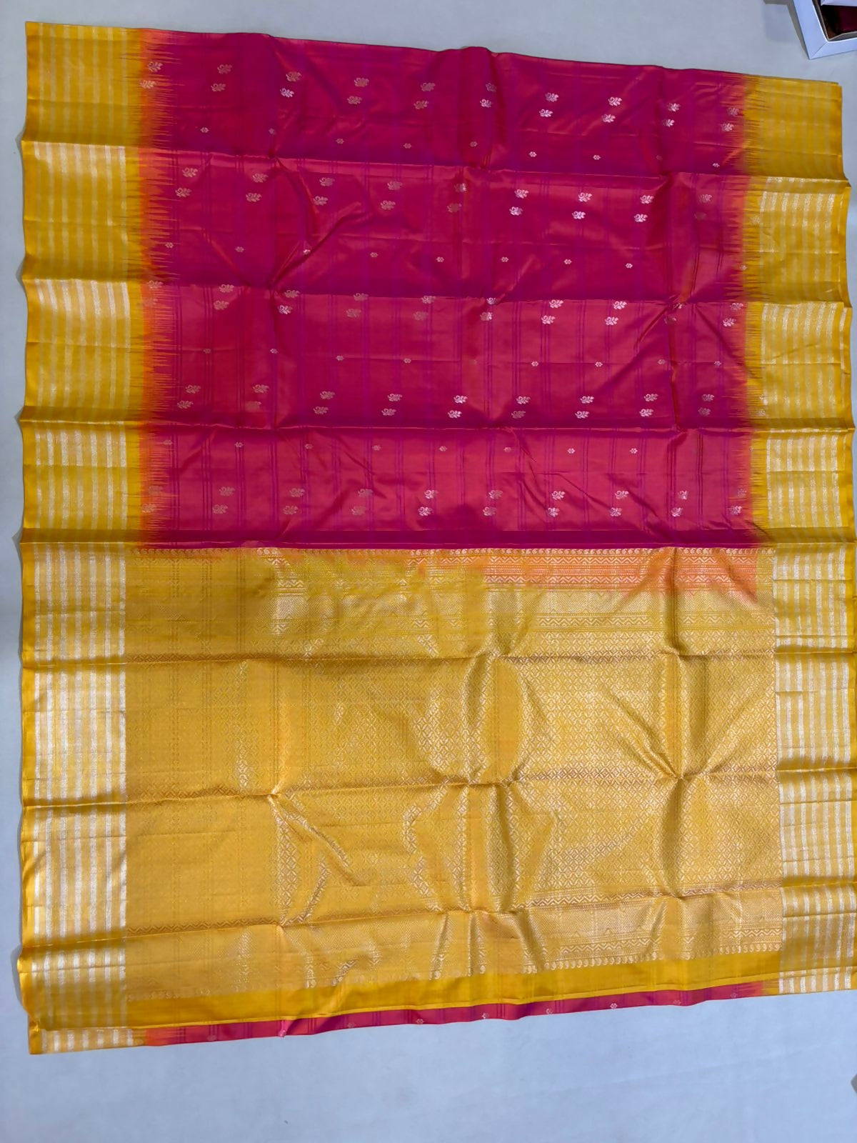 Varnam handloom softsilk saree - Pure silk saree