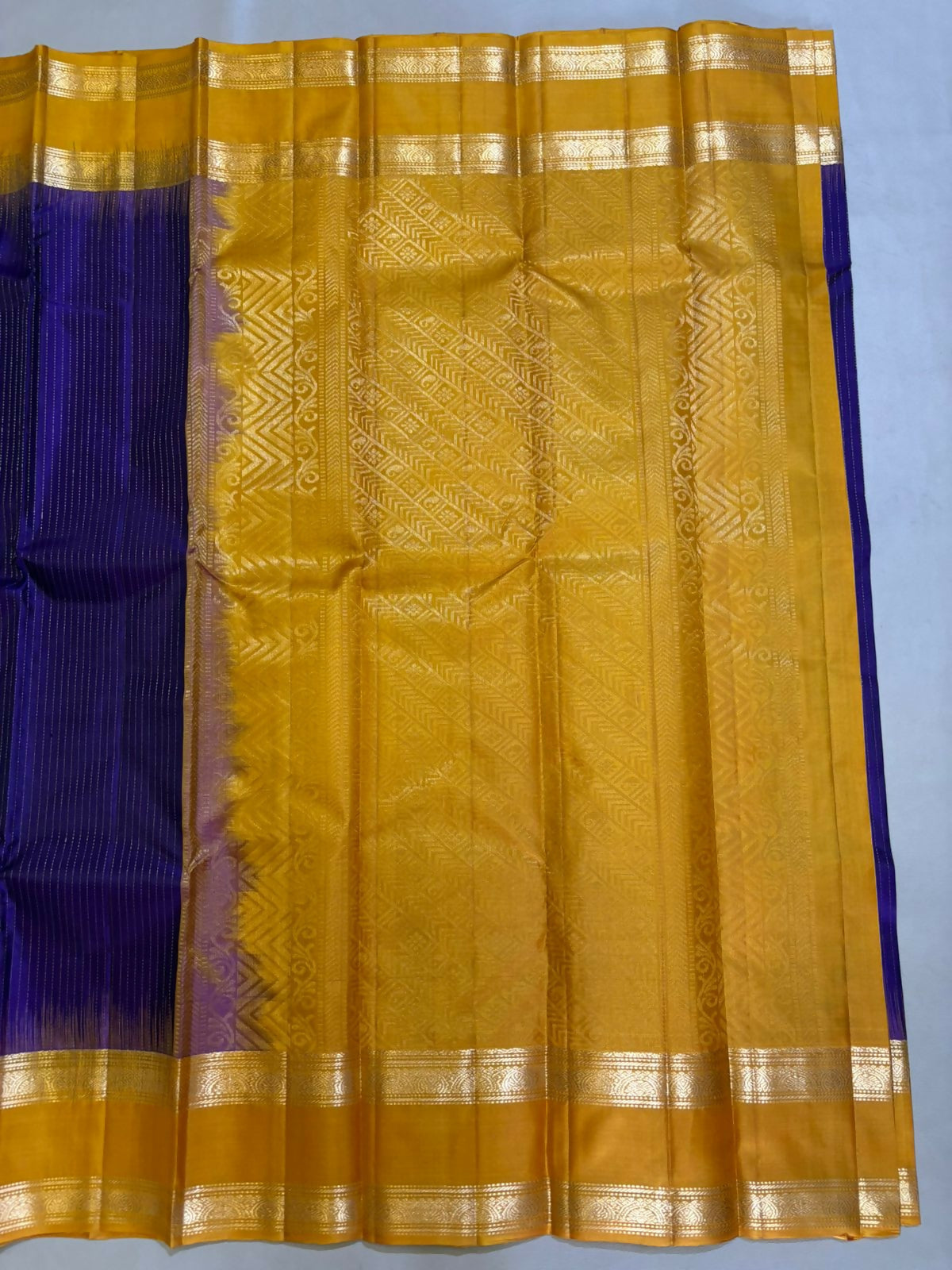 Pavazham handloom softsilk saree - Pure silk saree