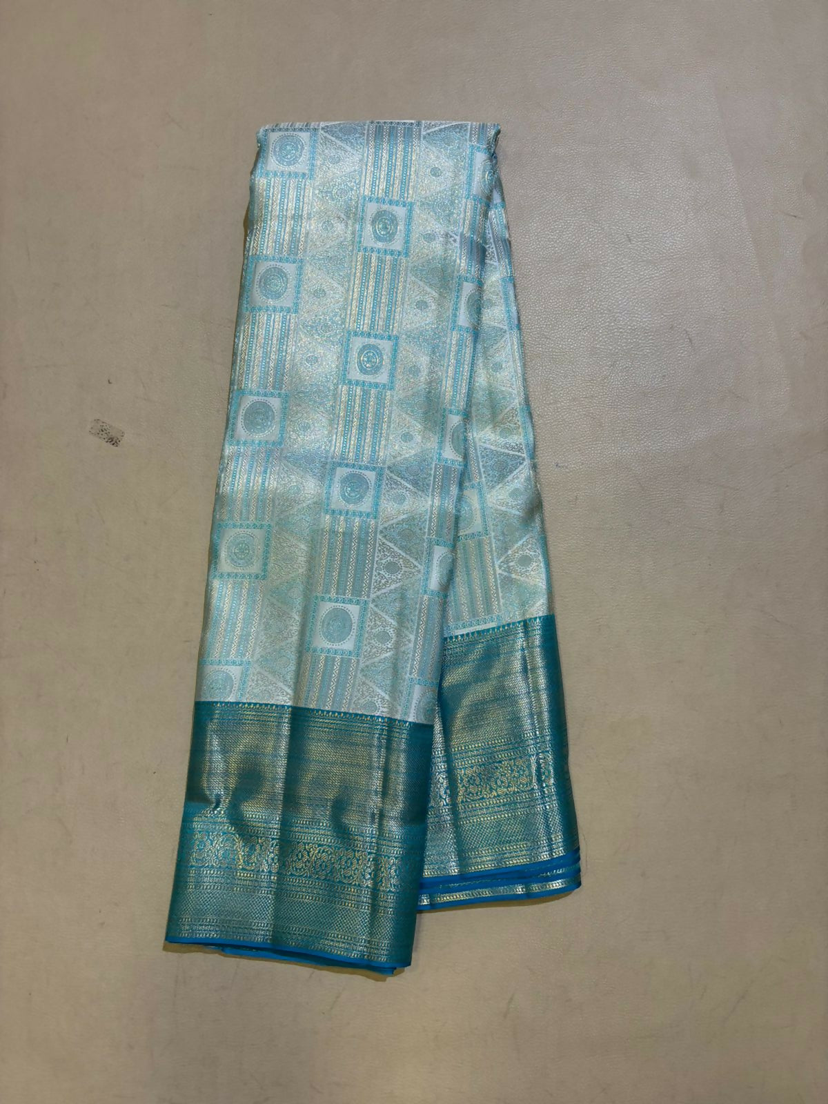 Anya Bridal silk saree - Pure silk saree