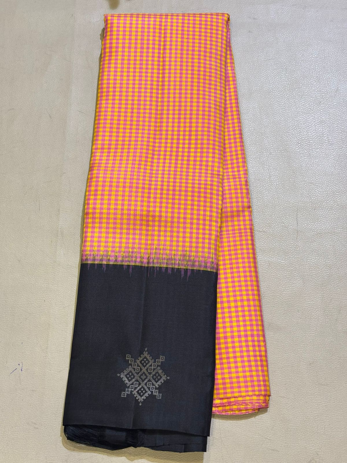 Handloom softsilk sree directly from the loom