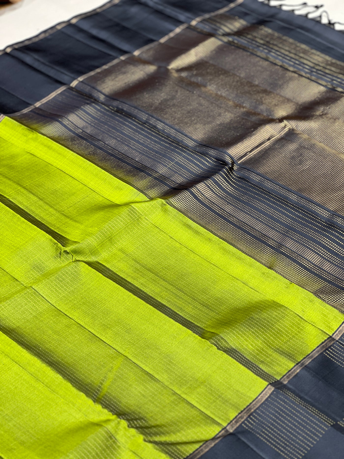 Karthiga handloom softsilk saree - Pure silk saree