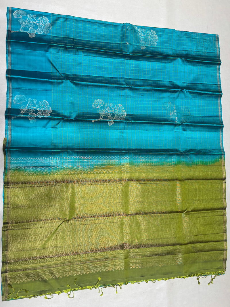 Devika thread checks handloom softsilk saree - Pure silk saree
