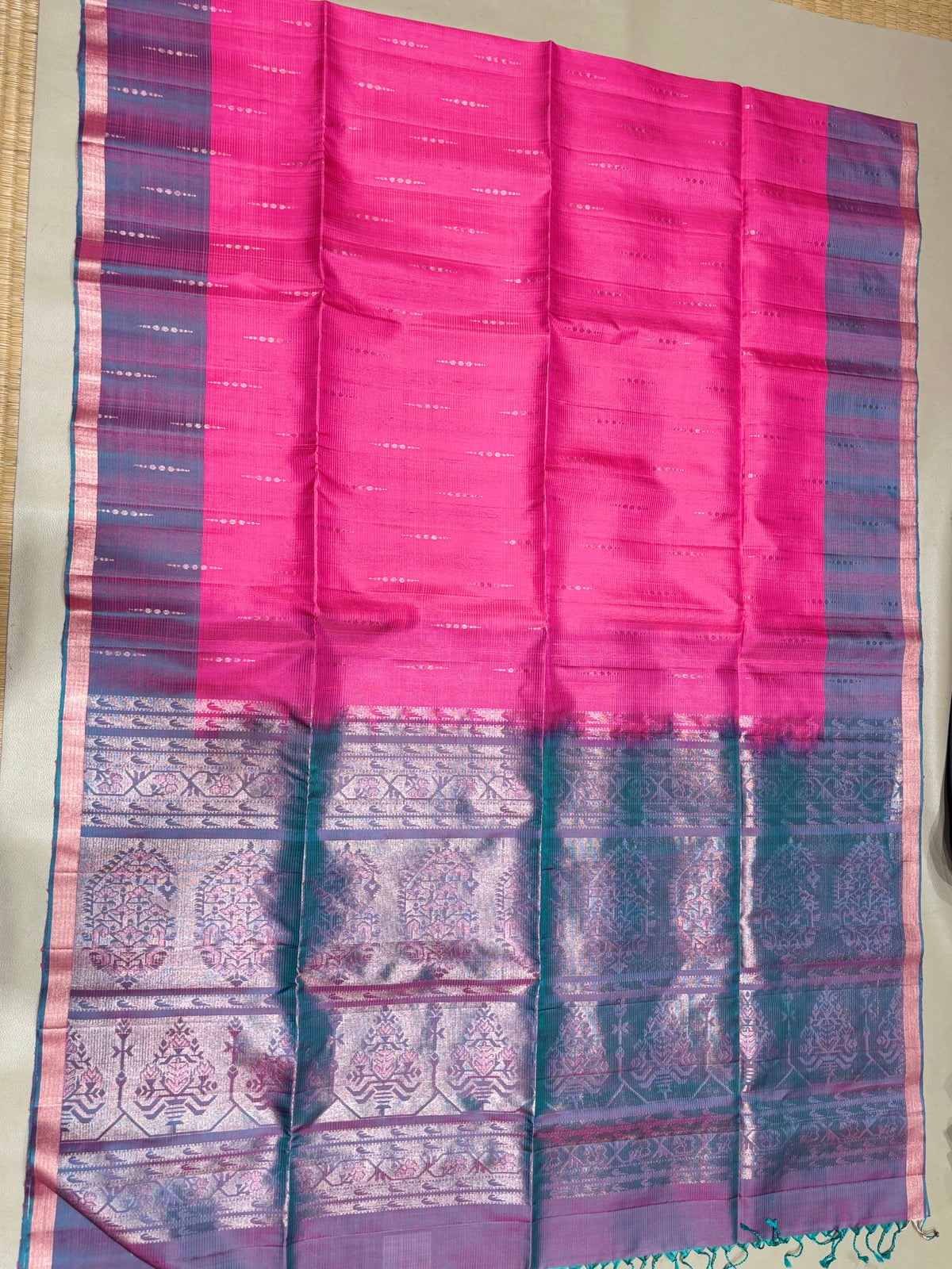 Nivata handloom softsilk saree - Pure silk saree