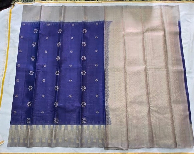 Prakriti handloom softsilk saree - Pure silk saree- AK1101