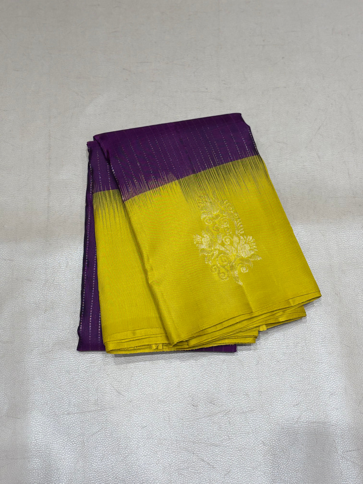 Aneesha handloom softsilk saree - Pure silk saree