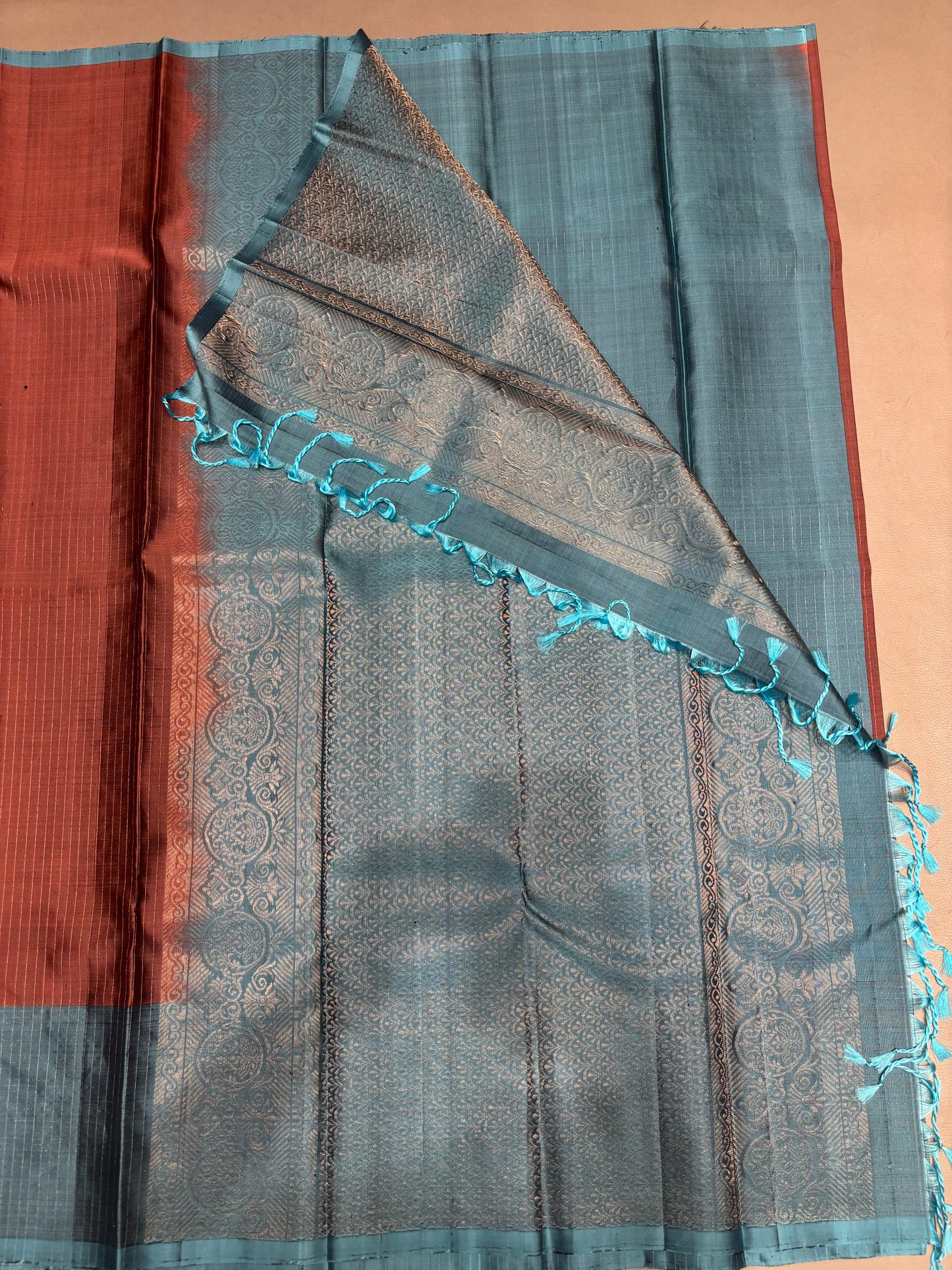 Selvi handloom softsilk saree - Pure silk saree-AK1117