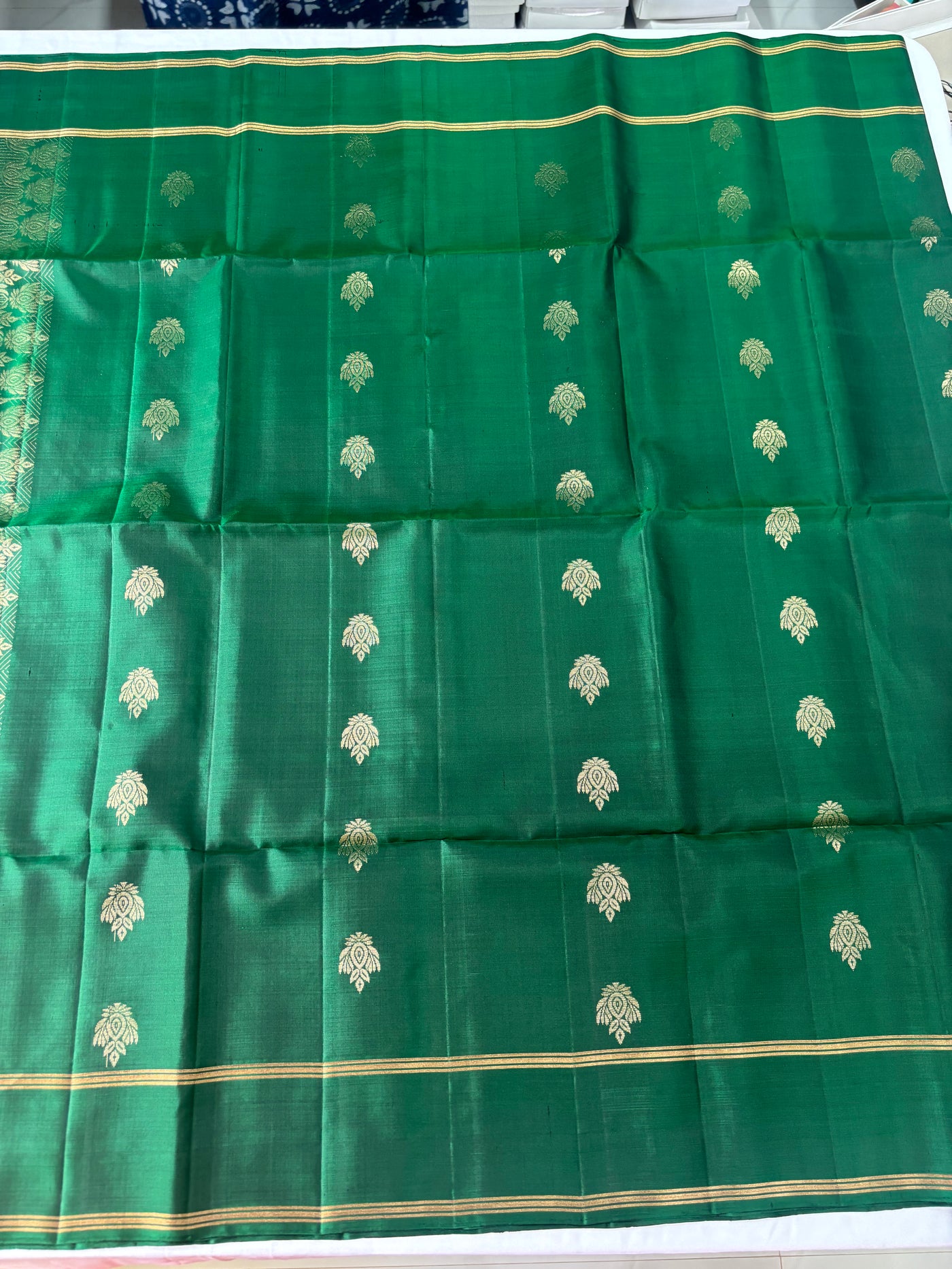 Tarushi handloom softsilk saree - Pure silk saree