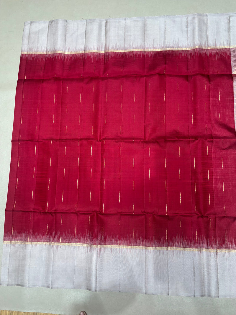 Vamika red handloom softsilk saree - Pure silk saree- contrast color