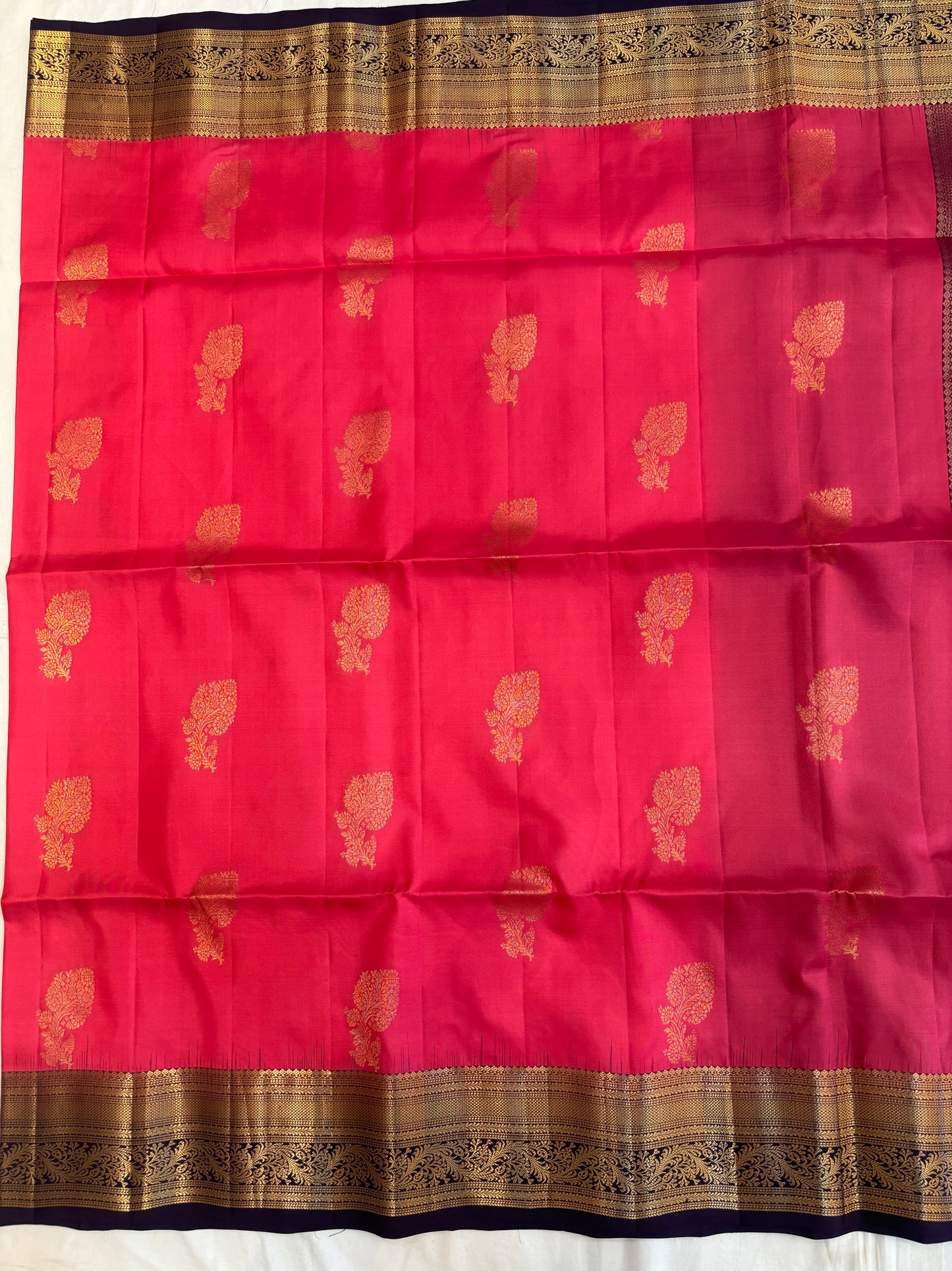 Niveda handloom softsilk saree- Pure silk saree