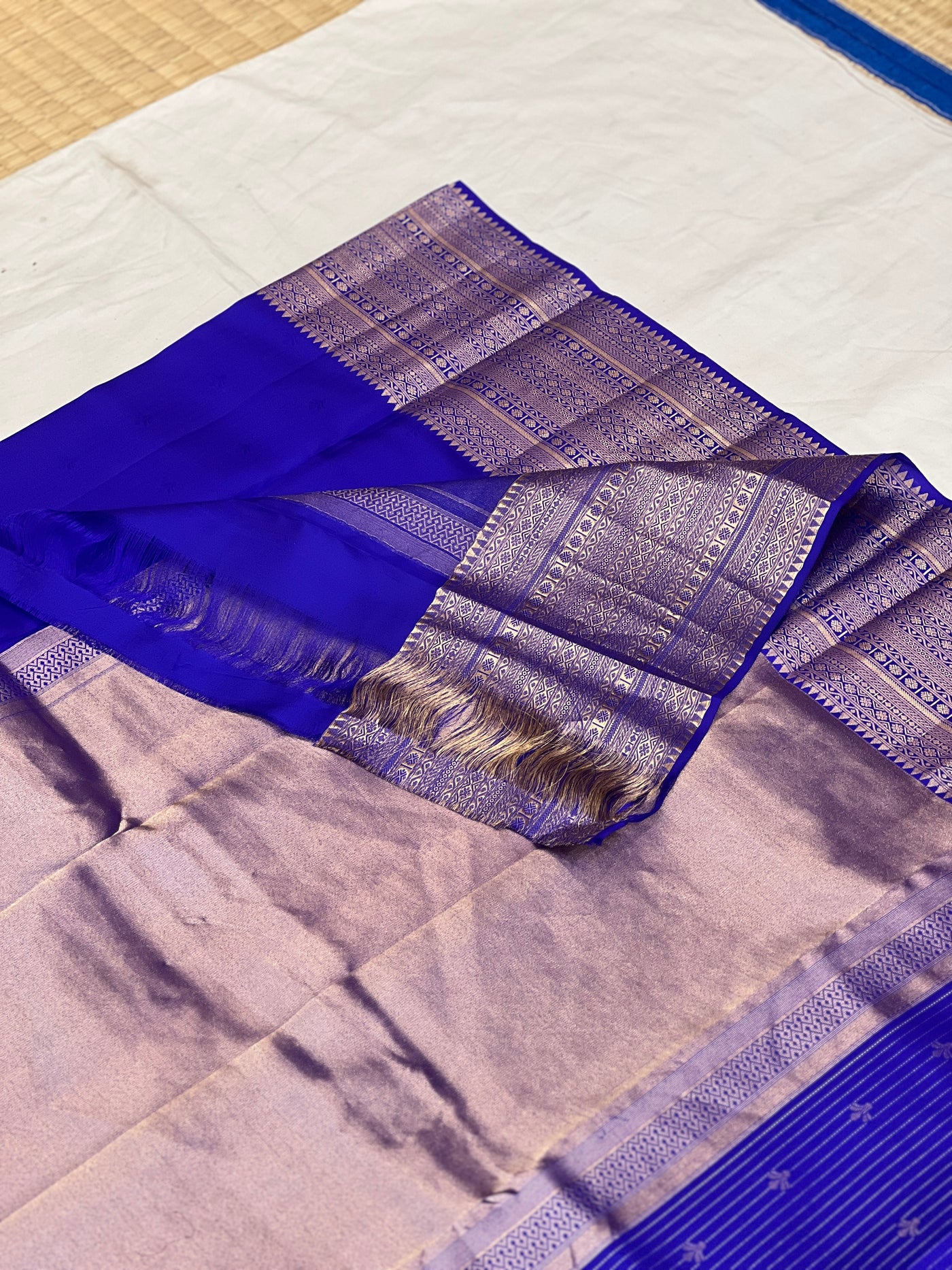 Vasundhra handloom softsilk saree - Pure silk saree