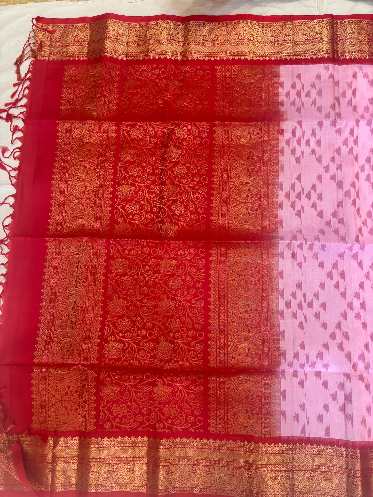 Ilarani handloom Pochampally softsilk saree - Pure silk saree