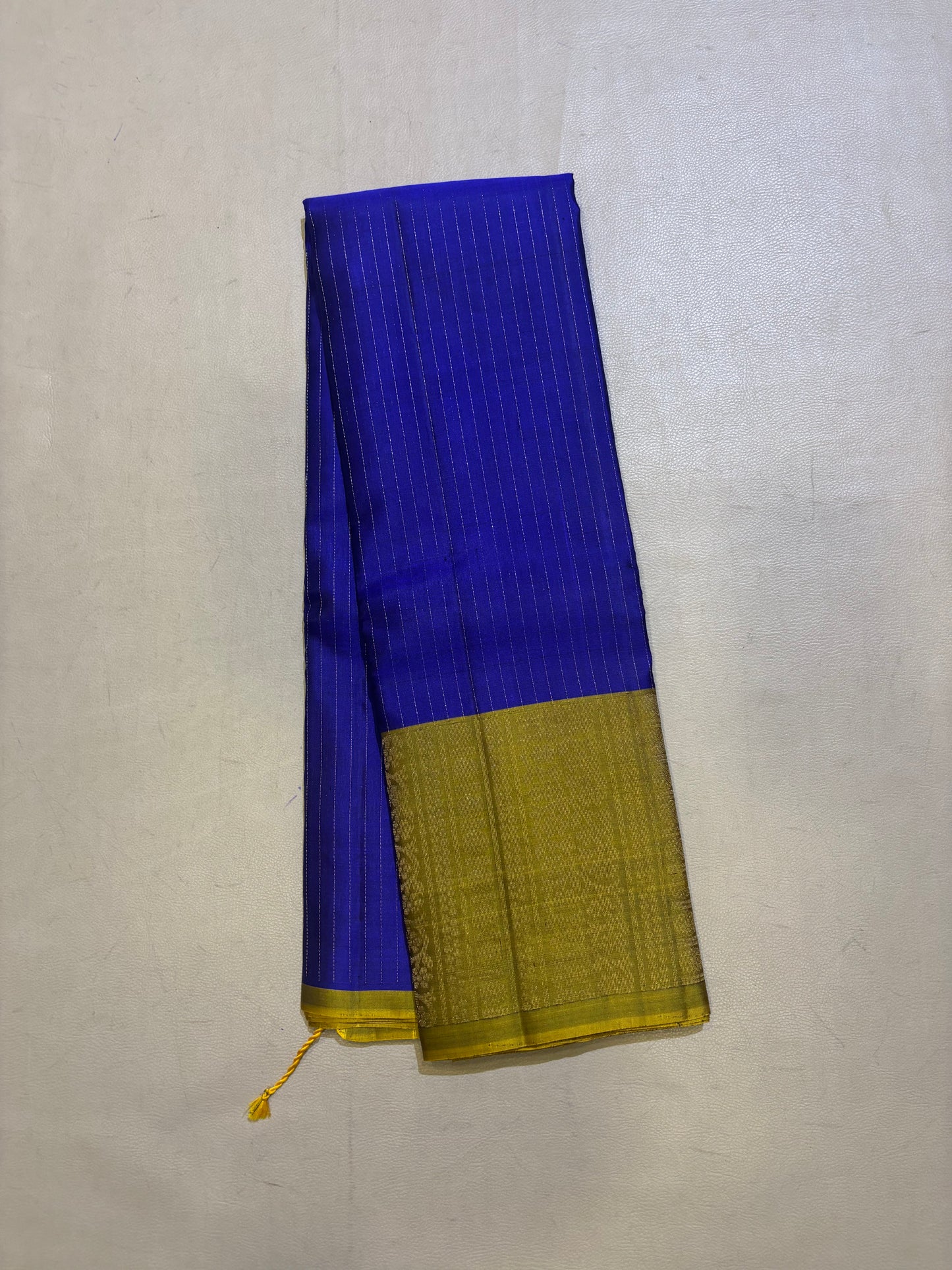 Tanvi navy blue handloom softsilk saree - Vaira oosi design -Pure silk saree