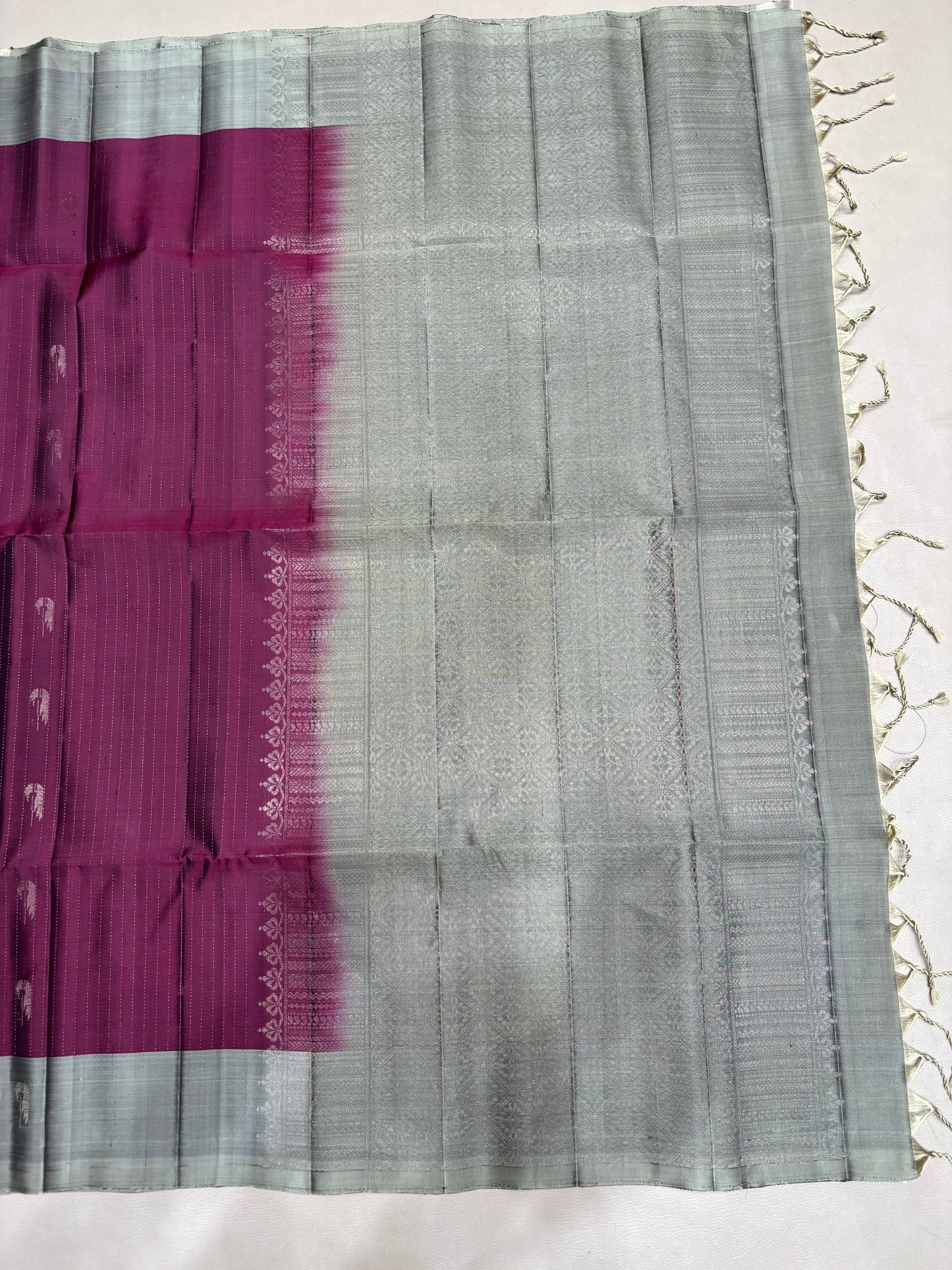 Paari purple color handloom softsilk saree - Pure silk saree