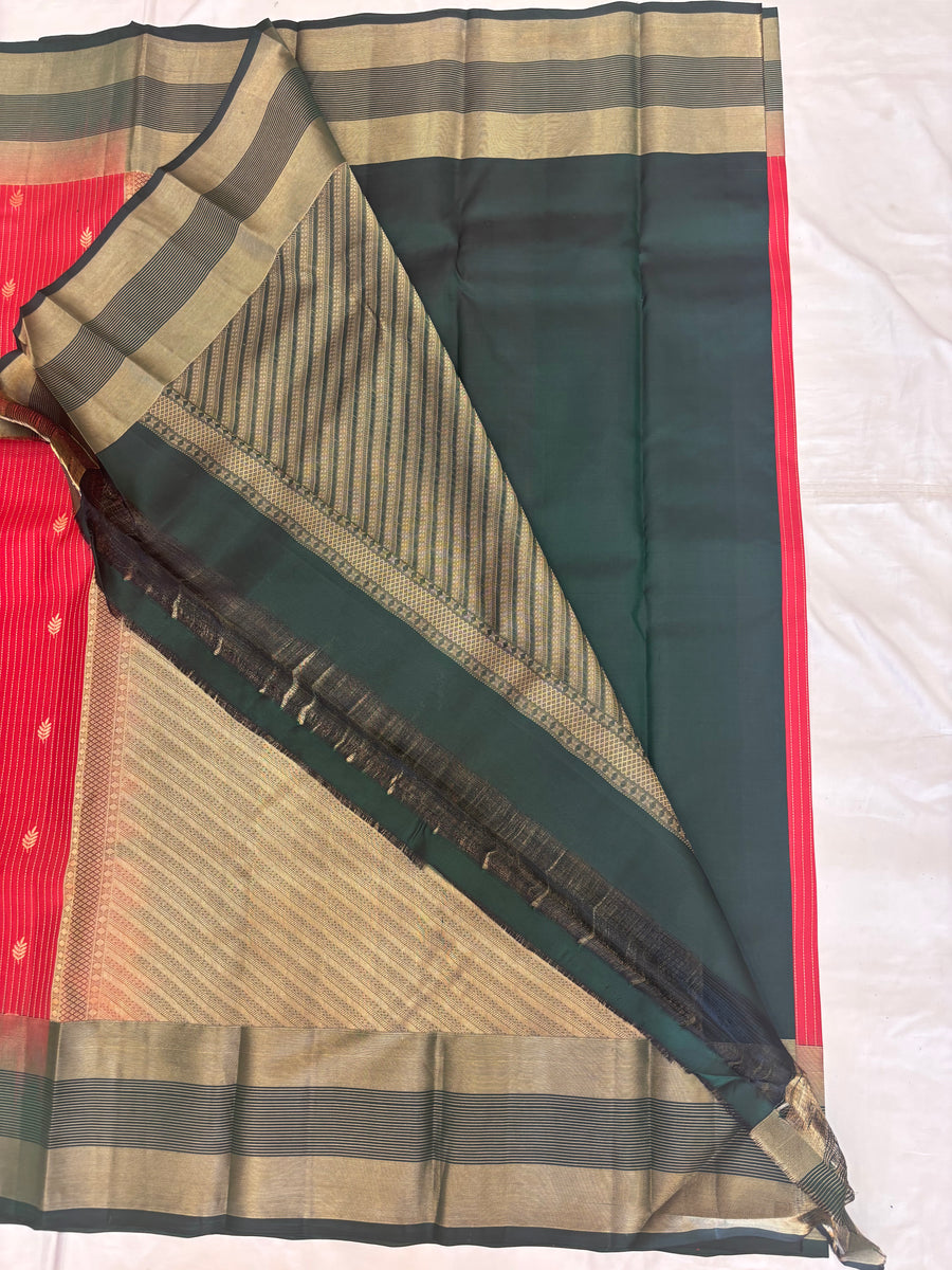 Lahavi red & bottle green softsilk saree vaira oosi design - Pure silk saree-set11-AV101