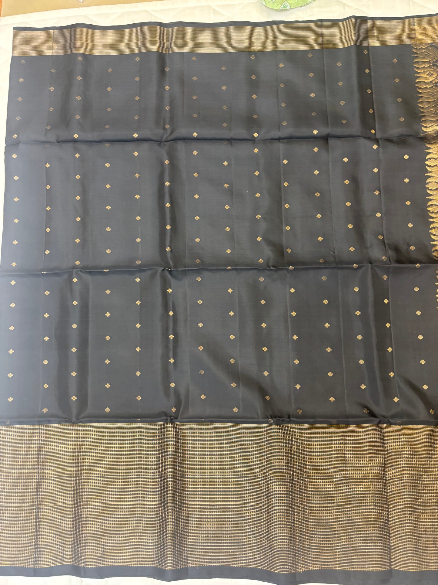 Senmozhi arani Zari Kattam saree - Pure silk saree