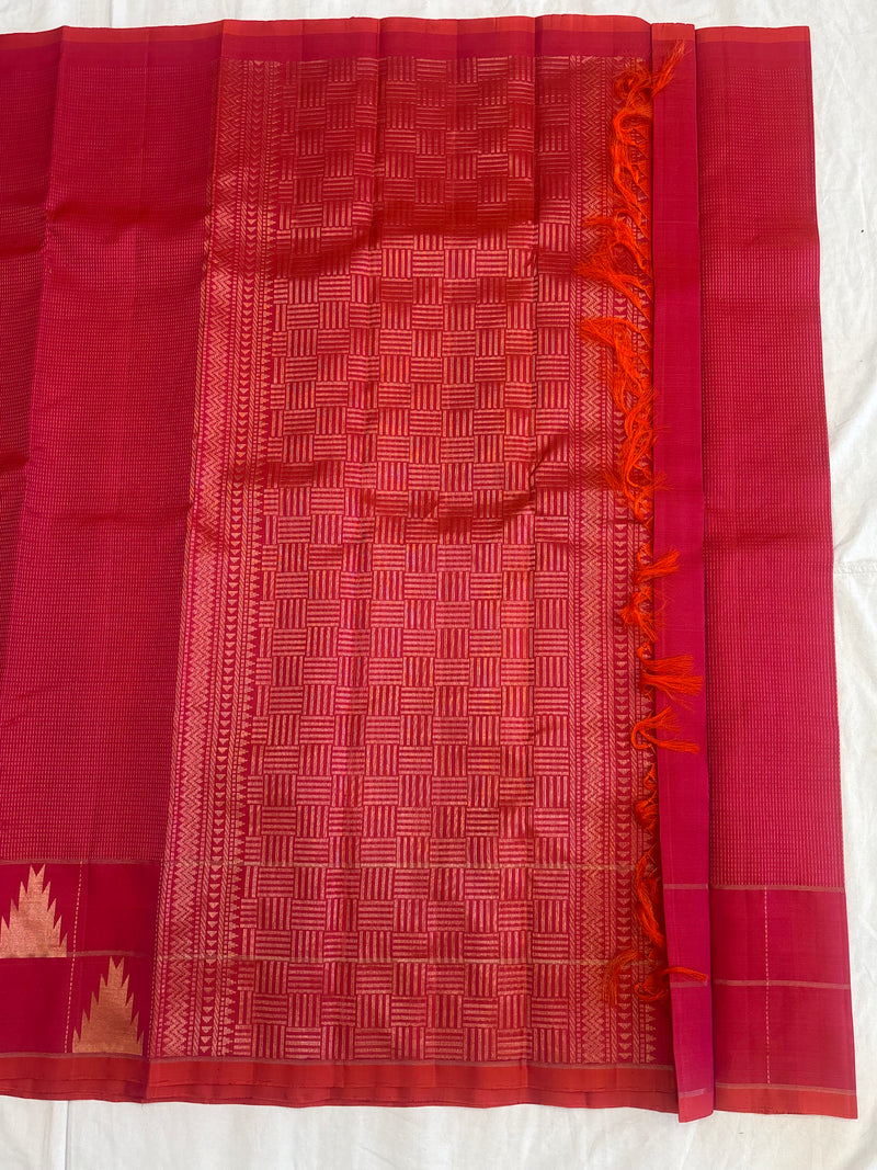Pranavi temple border red handloom softsilk saree - Pure silk saree