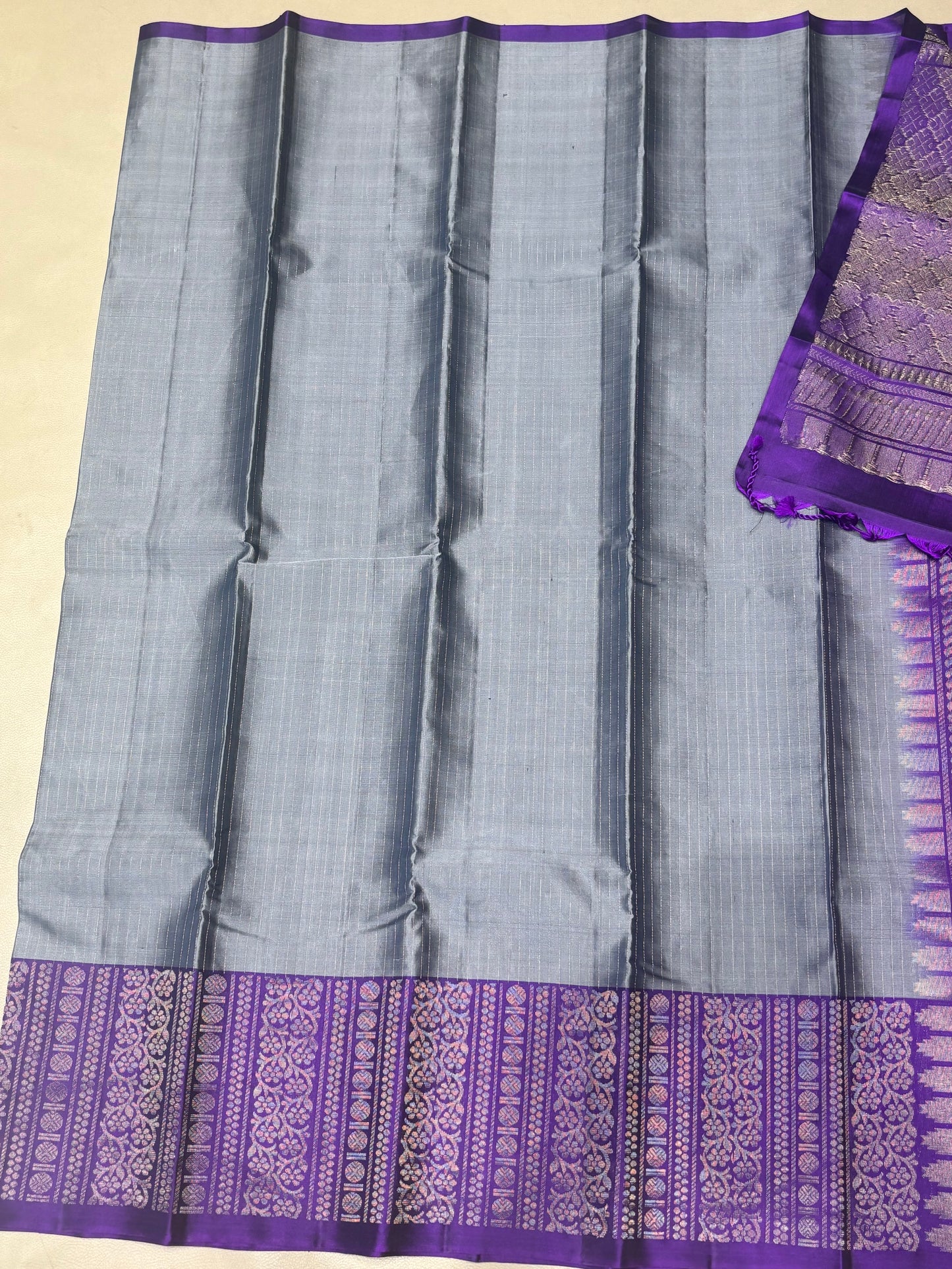 Tanvi grey vaira oosi handloom softsilk saree - Pure silk saree-set15