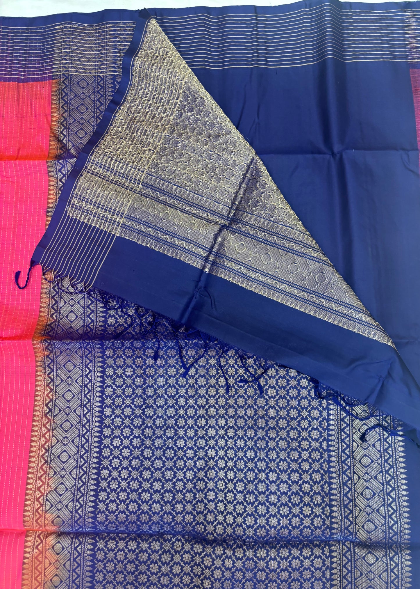 Vasvi handloom softsilk saree - Pure silk saree-set12