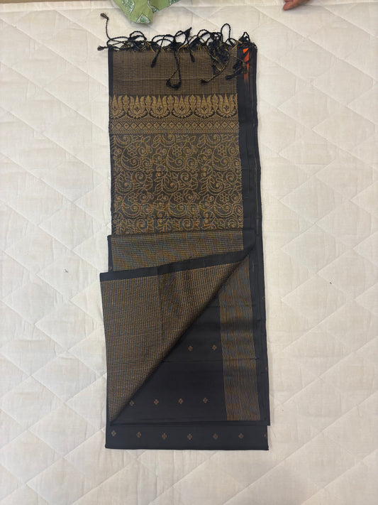 Senmozhi arani Zari Kattam saree - Pure silk saree