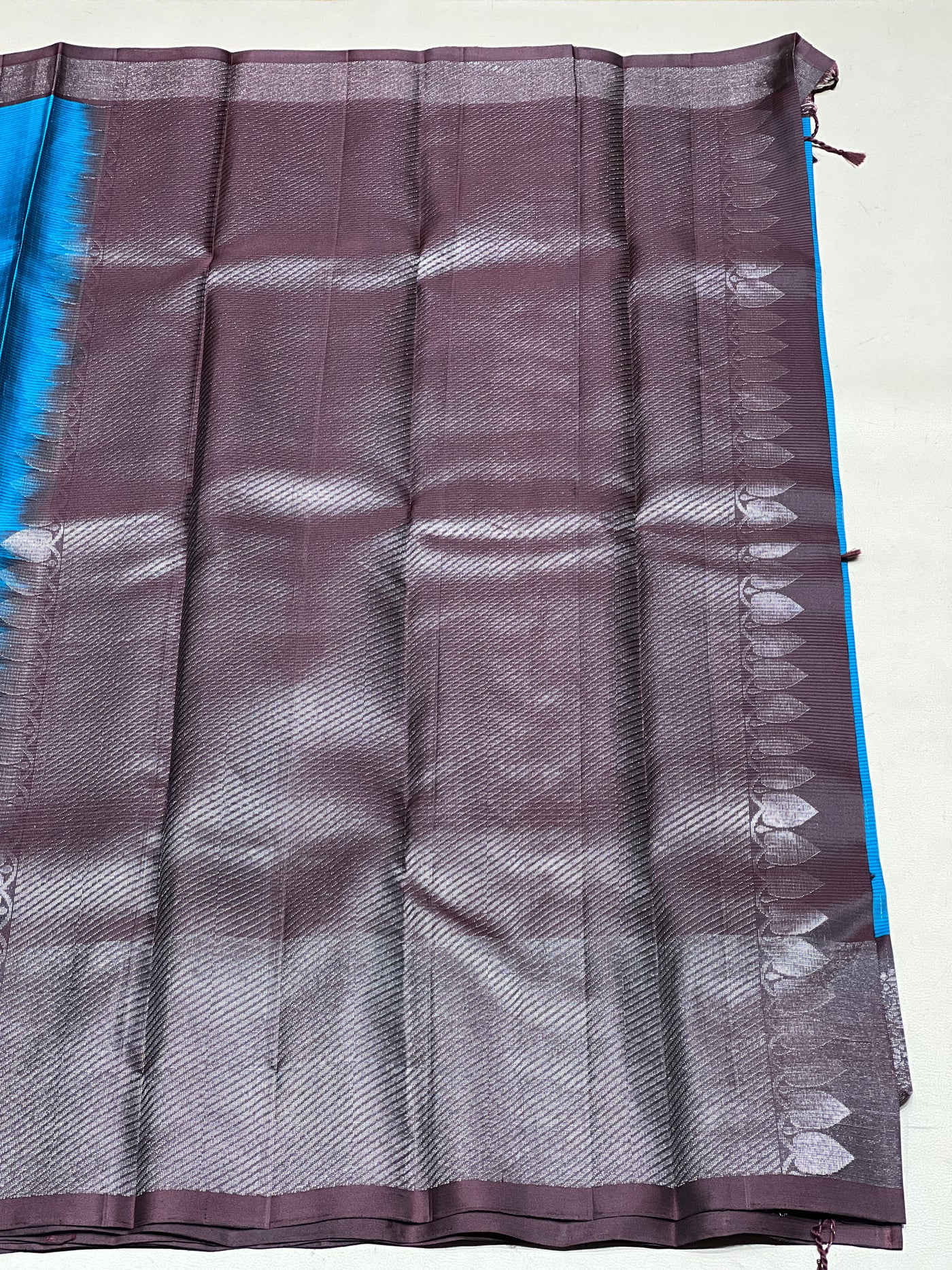 Vinnila handloom softsilk saree - Pure silk saree- AV104