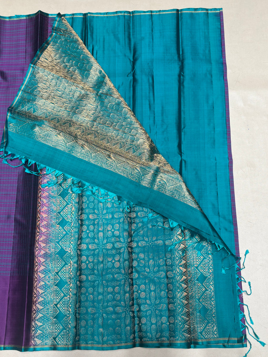 Charvi thread checks handloom softsilk saree - Pure silk saree